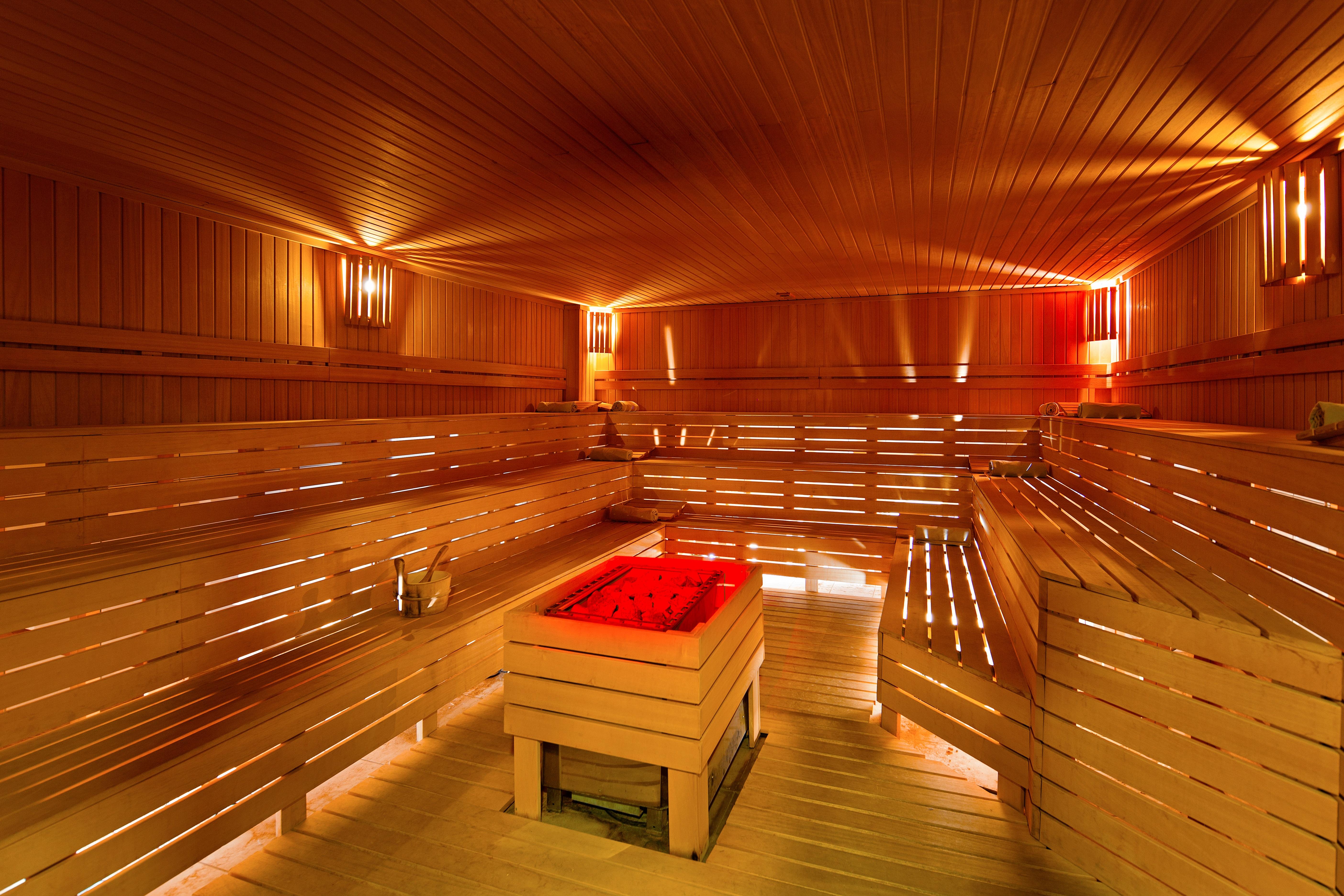 The Green Park Pendik Istanbul Luaran gambar A Finnish sauna
