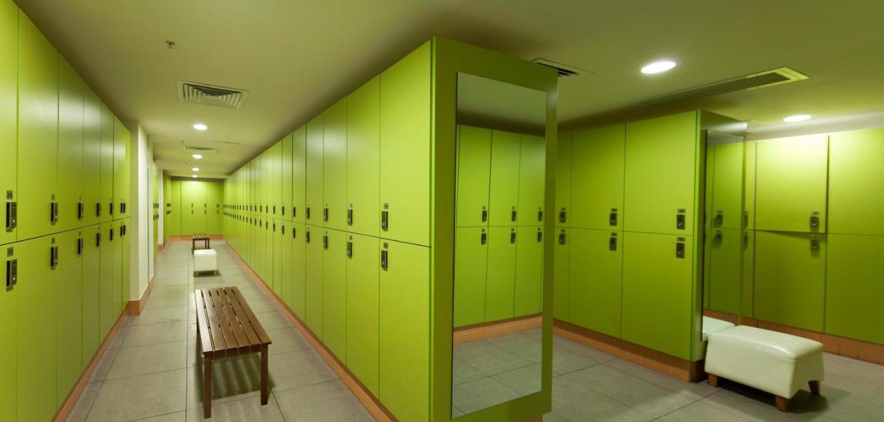 The Green Park Pendik Istanbul Luaran gambar Locker room